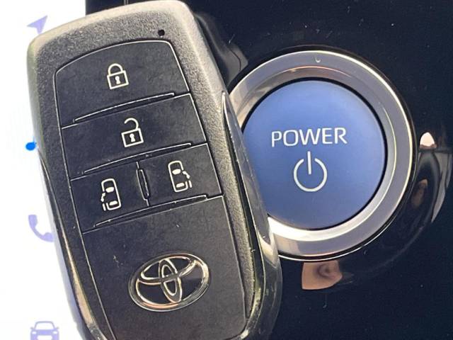 トヨタ ヴォクシー ハイブリッドＳ－Ｚ 3万Km 416.9万円(愛媛県)[198]の中古車詳細