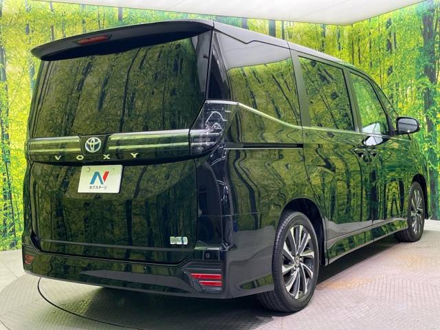 トヨタ ヴォクシー ハイブリッドＳ－Ｚ 3万Km 416.9万円(愛媛県)[198]の中古車詳細