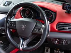 レヴァンテ ベースグレードの中古車画像