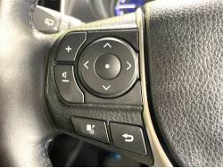 ヴォクシー ハイブリッドＶの中古車画像