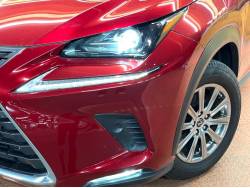 ＮＸ ＮＸ３００ｈの中古車画像