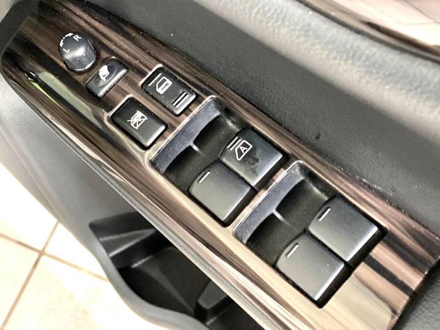 日産 エルグランド ２５０ハイウェイスターＳ アーバンクロム 8.1万Km 155.5万円(埼玉県)[442]の中古車詳細