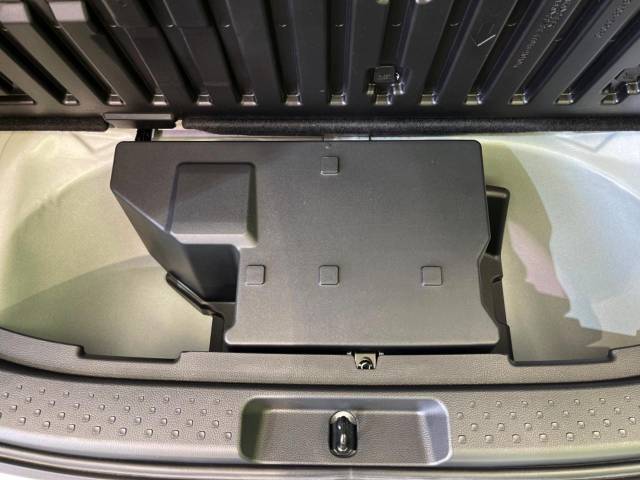 トヨタ シエンタ ハイブリッドＺ 1.5万Km 279.9万円(富山県)[581]の中古車詳細