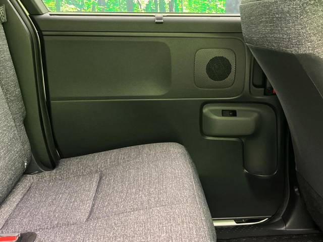 トヨタ シエンタ ハイブリッドＺ 1.5万Km 279.9万円(富山県)[581]の中古車詳細