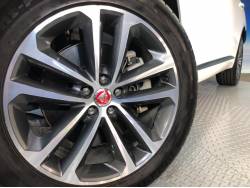 Ｆペイス Ｒ－スポーツの中古車画像