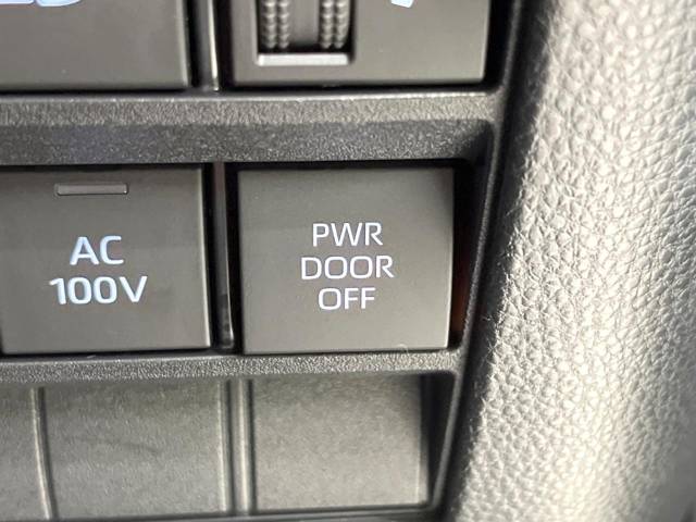 トヨタ ヴォクシー ハイブリッドＳ－Ｚ 1.2万Km 427.9万円(和歌山県)[491]の中古車詳細