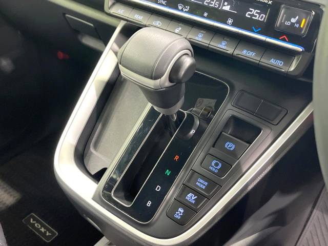 トヨタ ヴォクシー ハイブリッドＳ－Ｚ 1.2万Km 427.9万円(和歌山県)[491]の中古車詳細