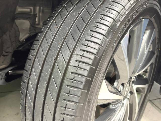 トヨタ ヴォクシー ハイブリッドＳ－Ｚ 1.2万Km 427.9万円(和歌山県)[491]の中古車詳細