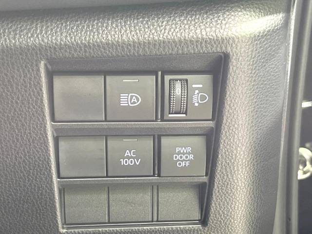 トヨタ ヴォクシー ハイブリッドＳ－Ｚ 1.2万Km 427.9万円(和歌山県)[491]の中古車詳細