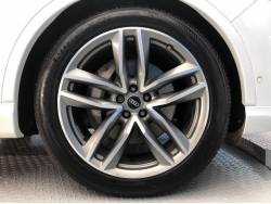 Ｑ７ ３．０ＴＦＳＩクワトロアダプティブエアサスペンション仕様 Ｓラインパッケージの中古車画像