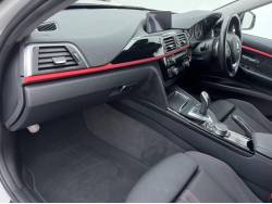 ３シリーズ ３２０ｉ スポーツの中古車画像