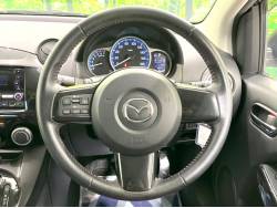 デミオ １３－スカイアクティブ シューティングスター マゼンタの中古車画像