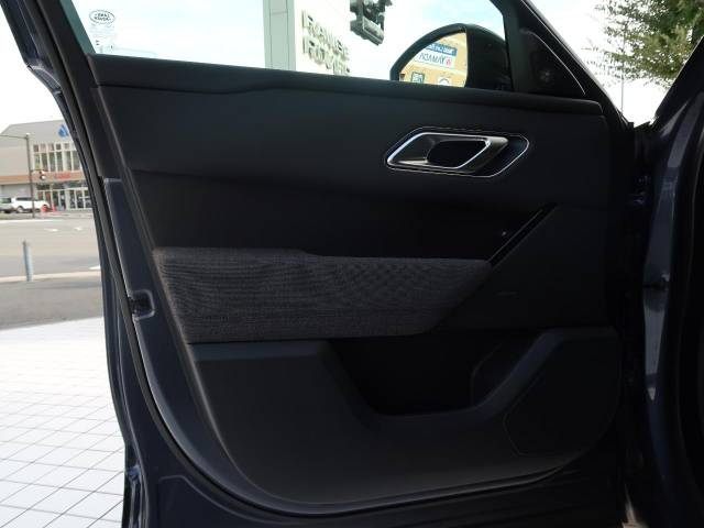 ランドローバー レンジローバーヴェラール ダイナミック ＨＳＥ Ｐ４００ｅ コイルサスペンション装着車 575Km 889.9万円(神奈川県)[259]の中古車詳細