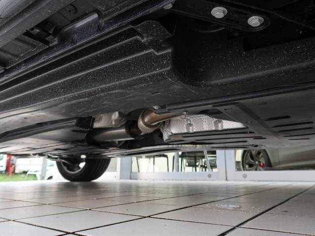 ランドローバー レンジローバーヴェラール ダイナミック ＨＳＥ Ｐ４００ｅ コイルサスペンション装着車 575Km 889.9万円(神奈川県)[259]の中古車詳細