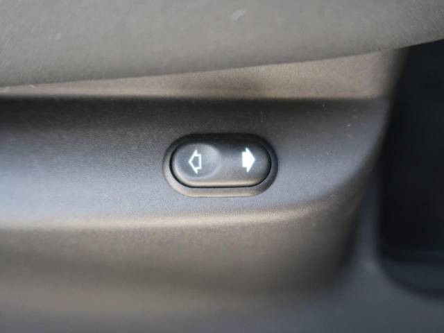 ランドローバー レンジローバーヴェラール ダイナミック ＨＳＥ Ｐ４００ｅ コイルサスペンション装着車 575Km 889.9万円(神奈川県)[259]の中古車詳細