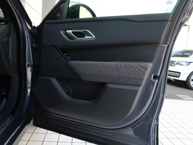 ランドローバー レンジローバーヴェラール ダイナミック ＨＳＥ Ｐ４００ｅ コイルサスペンション装着車 575Km 889.9万円(神奈川県)[259]の中古車詳細