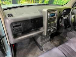 キューブキュービック １５Ｓ ＦＯＵＲの中古車画像