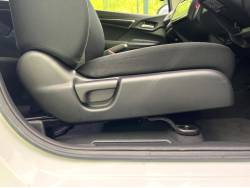 フィットハイブリッド ハイブリッドの中古車画像