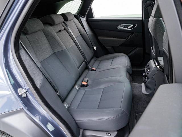 ランドローバー レンジローバーヴェラール ダイナミック ＨＳＥ Ｐ４００ｅ コイルサスペンション装着車 0.3万Km 869.9万円(愛知県)[188]の中古車詳細