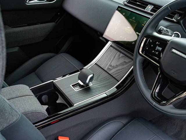 ランドローバー レンジローバーヴェラール ダイナミック ＨＳＥ Ｐ４００ｅ コイルサスペンション装着車 0.3万Km 869.9万円(愛知県)[188]の中古車詳細