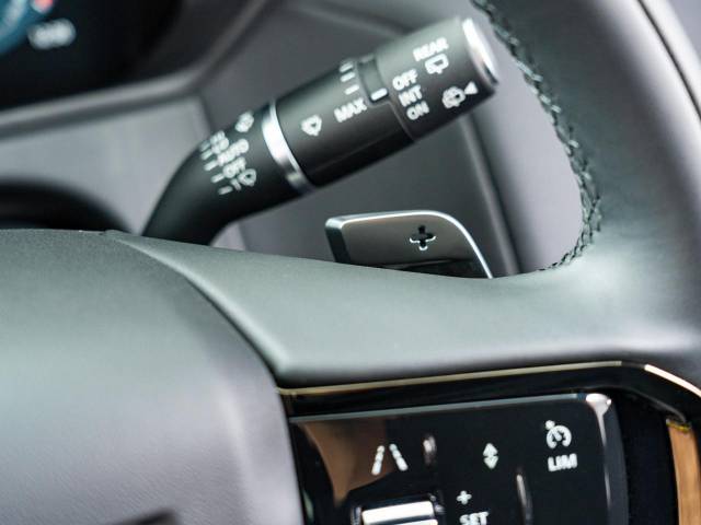 ランドローバー レンジローバーヴェラール ダイナミック ＨＳＥ Ｐ４００ｅ コイルサスペンション装着車 0.3万Km 869.9万円(愛知県)[188]の中古車詳細