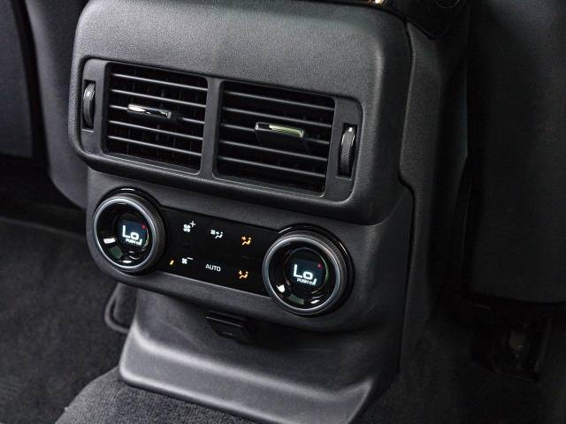 ランドローバー レンジローバーヴェラール ダイナミック ＨＳＥ Ｐ４００ｅ コイルサスペンション装着車 0.3万Km 869.9万円(愛知県)[188]の中古車詳細