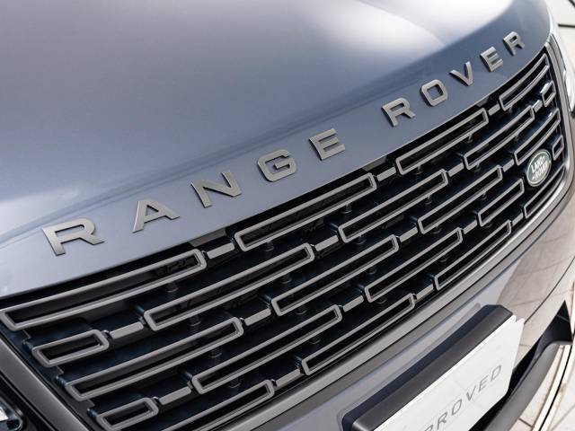 ランドローバー レンジローバーヴェラール ダイナミック ＨＳＥ Ｐ４００ｅ コイルサスペンション装着車 0.3万Km 869.9万円(愛知県)[188]の中古車詳細