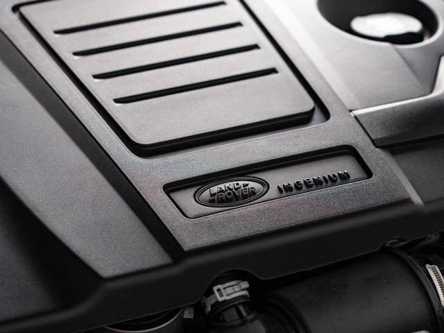 ランドローバー レンジローバーヴェラール ダイナミック ＨＳＥ Ｐ４００ｅ コイルサスペンション装着車 0.3万Km 869.9万円(愛知県)[188]の中古車詳細