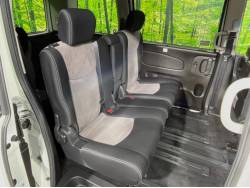 セレナ【特別・限定】ライダー（日産）[CVT（無段変速車）]のカタログ