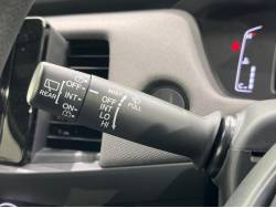 フィット クロスターの中古車画像