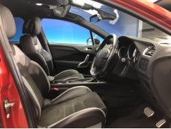 ＤＳ４ クロスバックの中古車画像