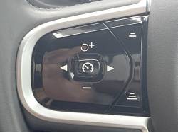 Ｖ９０ Ｄ４ インスクリプションの中古車画像