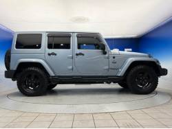 ジープ・ラングラーアンリミテッド アークティックの中古車画像