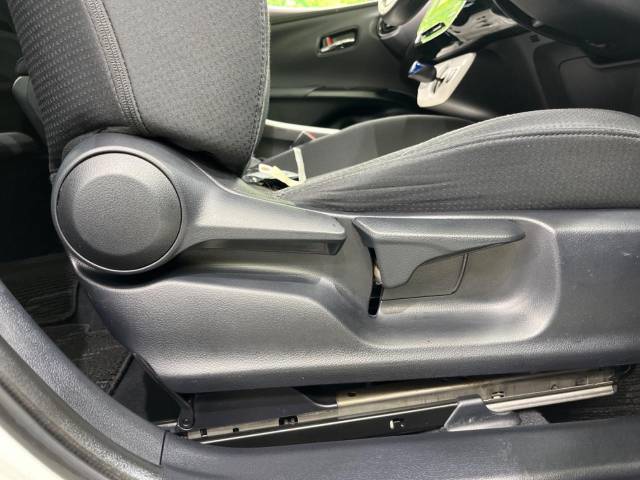 トヨタ プリウス Ａ 6.1万Km 149.9万円(富山県)[589]の中古車詳細