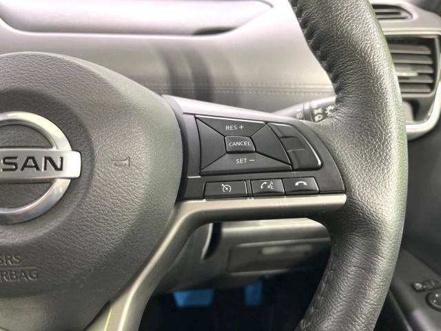 日産 セレナ ｅ－パワー ハイウェイスターＶ 6.1万Km 234.7万円(和歌山県)[180]の中古車詳細