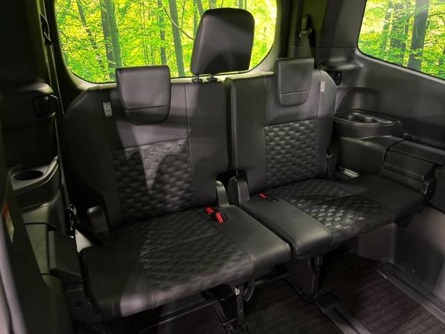 トヨタ ヴォクシー Ｓ－Ｚ 0.4万Km 399.9万円(高知県)[544]の中古車詳細