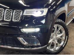 ジープ・グランドチェロキー サミットの中古車画像