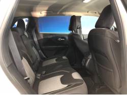 ジープ・チェロキー ロンジチュードの中古車画像