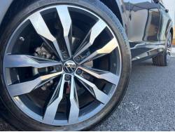 ティグアン ＴＳＩ Ｒラインの中古車画像