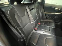 Ｖ４０ Ｔ５ Ｒデザインの中古車画像