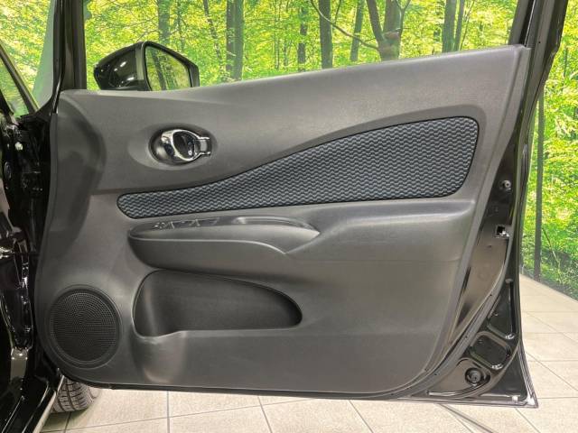 日産 ノート Ｘ ＦＯＵＲ Ｖセレクション＋セーフティ 5.7万Km 68.5万円(秋田県)[560]の中古車詳細