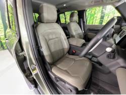 ディフェンダー １１０Ｓ Ｄ３００ コイルサスペンション装着車の中古車画像