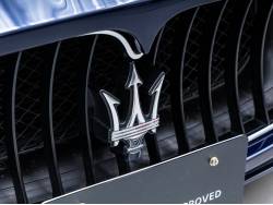 グラントゥーリズモ Ｓの中古車画像