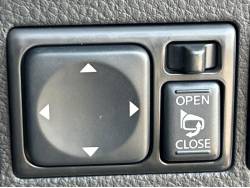 ティーダ アクシスの中古車画像