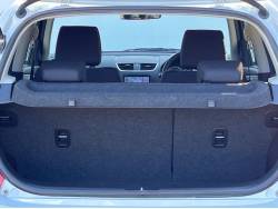 スイフト ＸＬの中古車画像