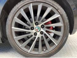 ジュリエッタ クアドリフォリオ ヴェルデの中古車画像