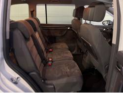 ゴルフトゥーラン ＴＳＩ ハイラインの中古車画像