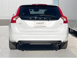 Ｖ６０ Ｔ３ ＳＥの中古車画像