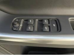 Ｖ６０ Ｔ３ ＳＥの中古車画像