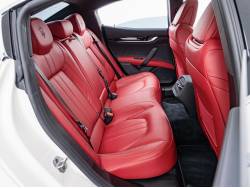 ギブリ モデナの中古車画像